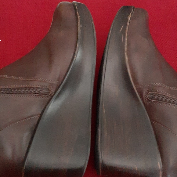 Naot booties - Picture 6 of 13